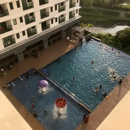 Mishal'S Homestay-Vista Bangi Studio Service Apartment Kajang Exterior photo