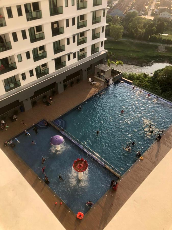 Apartment Mishal's Homestay-vista Bangi Service Kajang